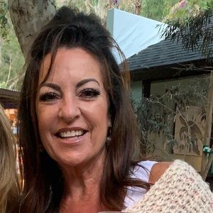 Meet your Posher, Amie